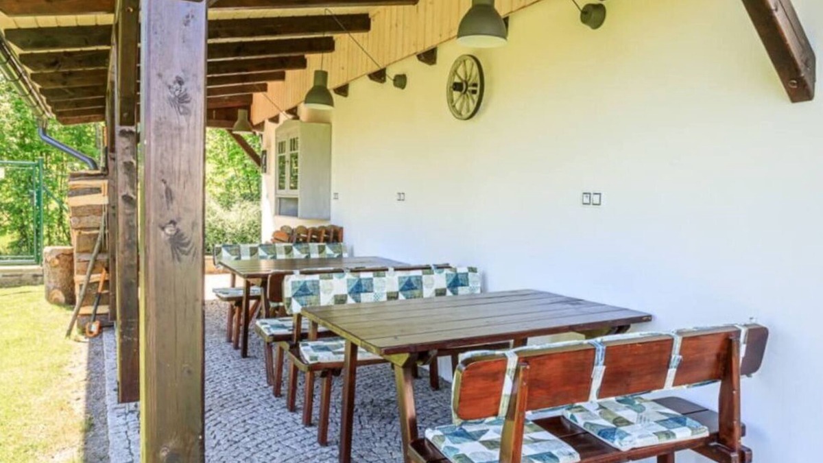 Arnoltice Apartment | Nice apartment for 4 people with WIFI, TV, terrace and parking