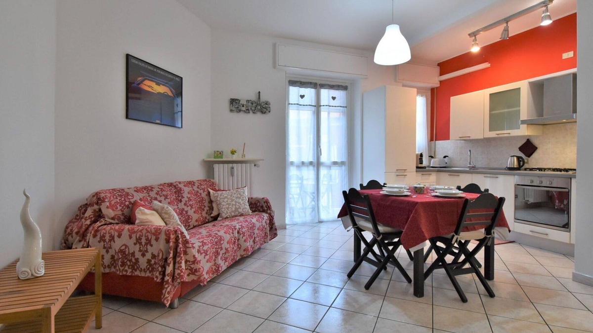 Baggio Apartment | Nice apartment for 4 guests with WIFI, A/C, TV, balcony and parking