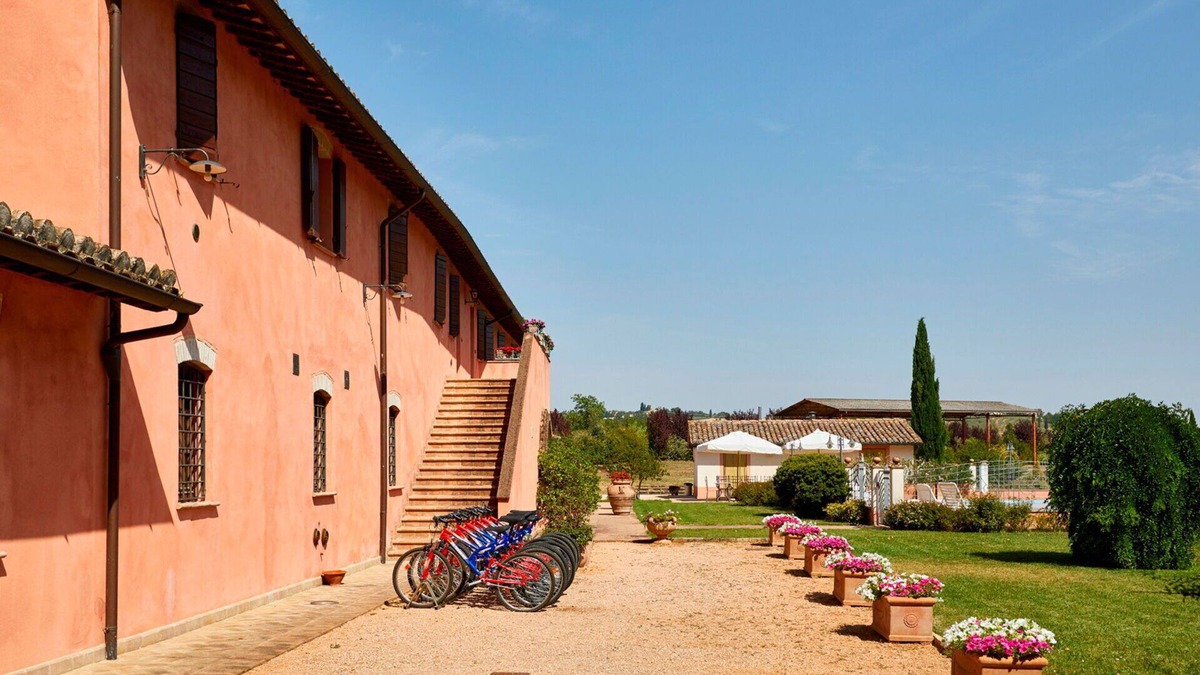 San Brizio Apartment | Nice apartment for 4 guests with WIFI, pool, TV and pets allowed, close to Spoleto
