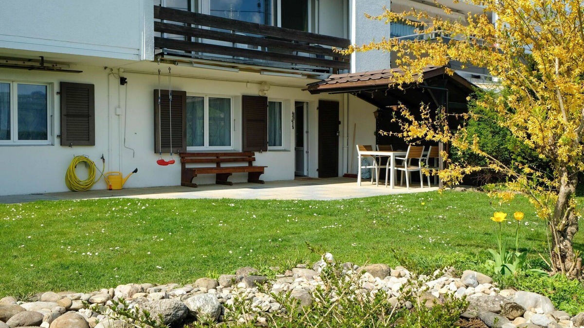 Gwatt Apartment | Nice apartment for 4 people with WIFI, TV and balcony