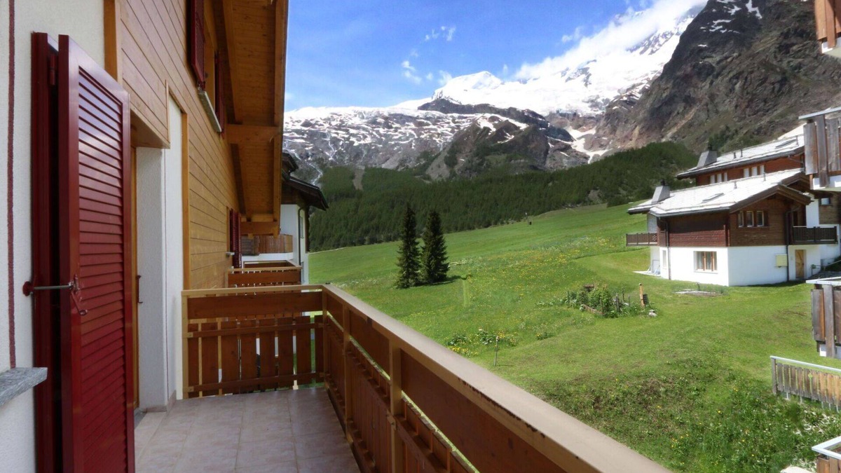 Saas-Fee Apartment | Nice apartment for 5 guests with TV