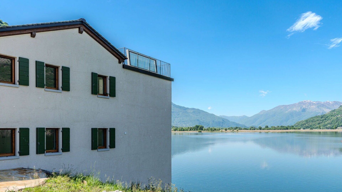 Verceia Apartment | Nice apartment for 6 guests with WIFI, A/C, TV, terrace and parking