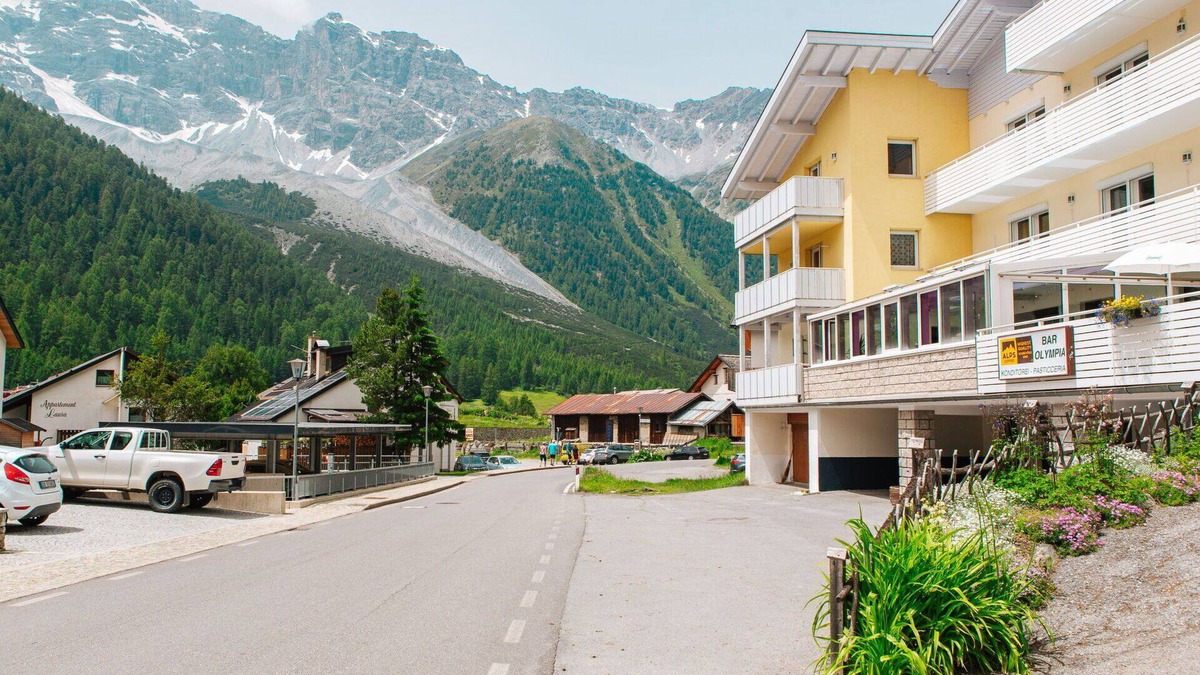 Solda Apartment | Nice apartment for 6 guests with WIFI, TV, terrace, pets allowed, panoramic view and parking