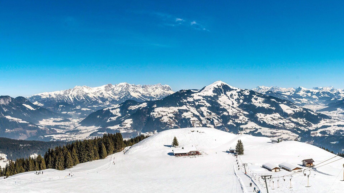 Oberau Apartment | Nice apartment for 4 people with WIFI, TV, balcony and panoramic view