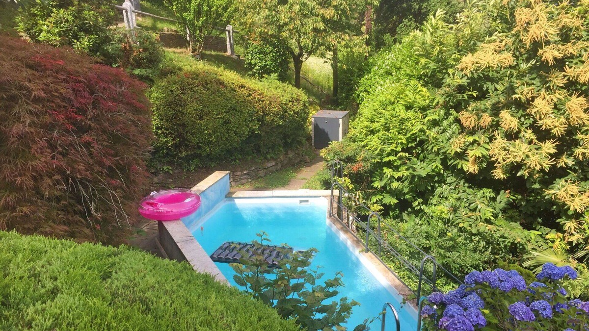 San Nazzaro Apartment | Nice apartment for 5 people with WIFI, pool, TV, patio, pets allowed, panoramic view and parking