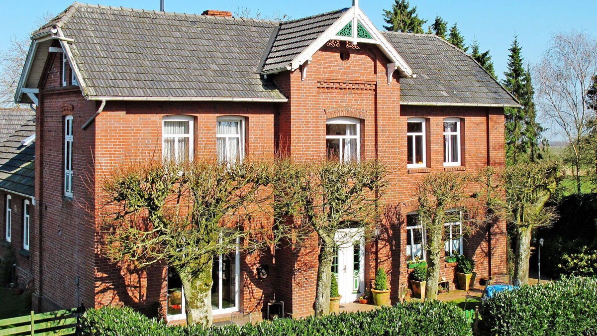 Oberndorf Apartment | Nice apartment for 2 people with WIFI, TV, patio, pets allowed and parking