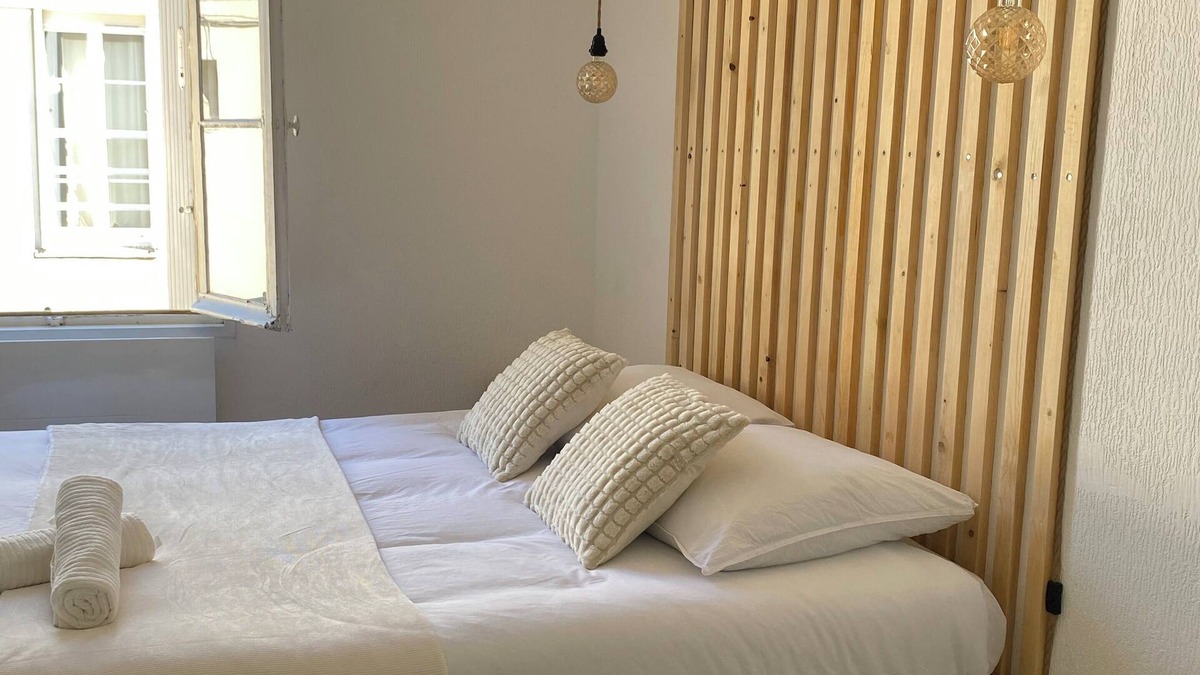 Saint Genes Apartment | Nice apartment in Bordeaux center