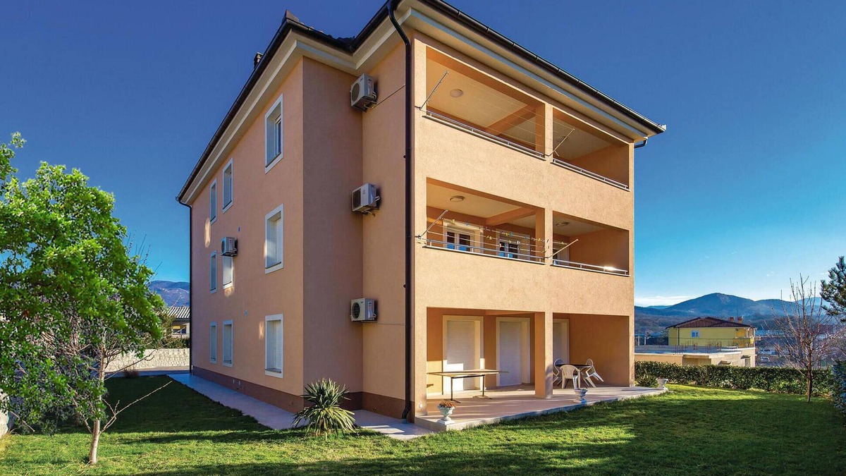 Soboli Apartment | Nice apartment in Calvle with WiFi
