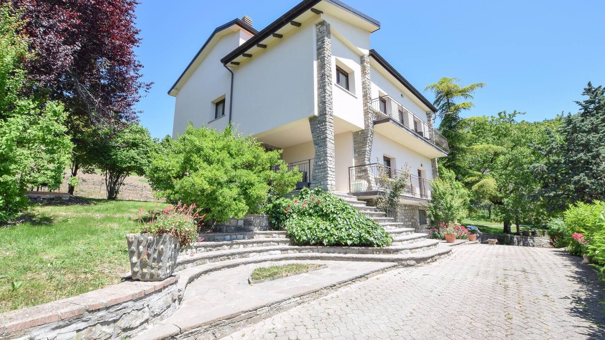 Badia Tedalda Apartment | Nice apartment in Badia Tedalda