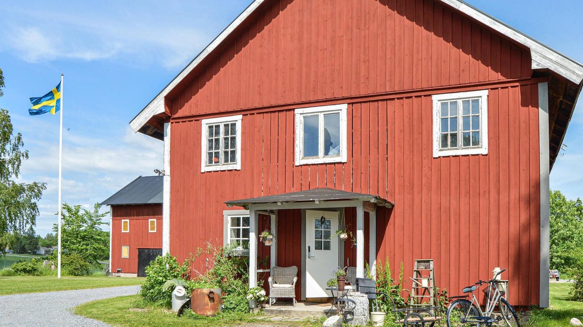 Malmkoping Apartment | Nice apartment in Malmköping with sauna