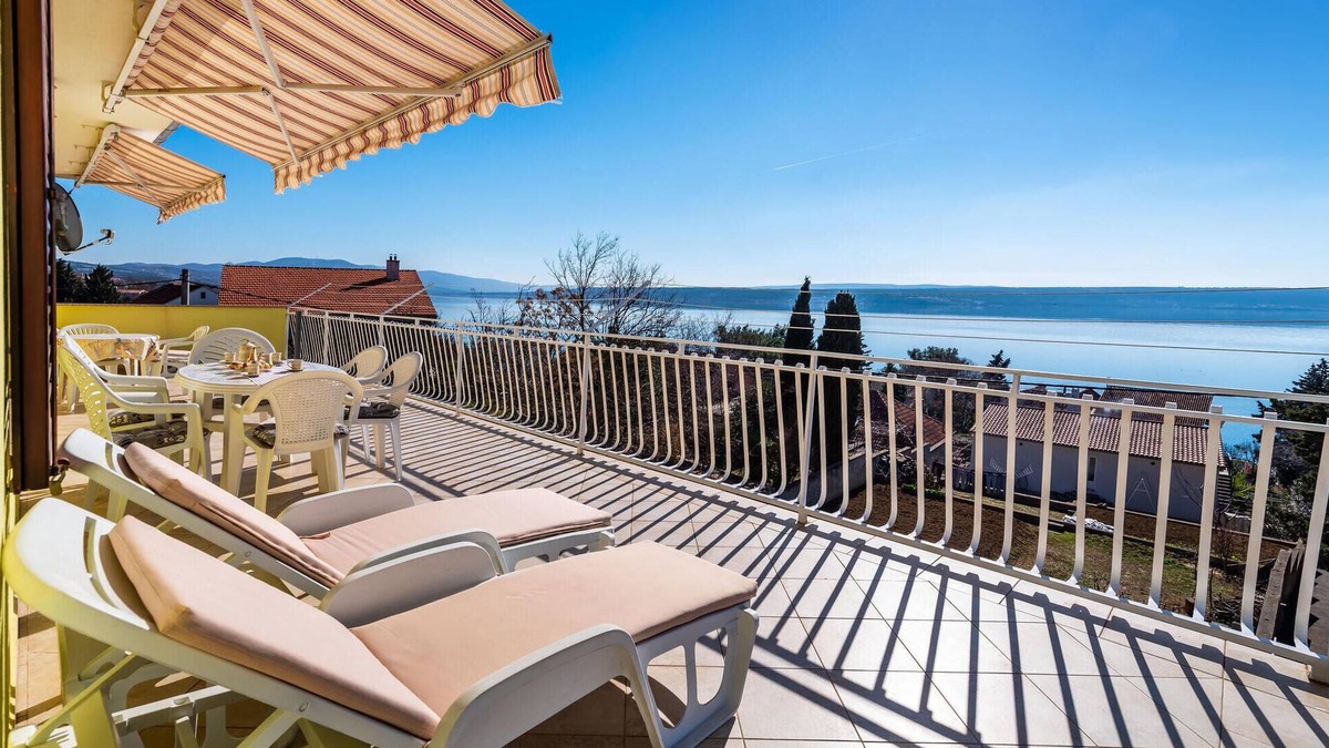 Maslenica Apartment | Nice apartment in Maslenica