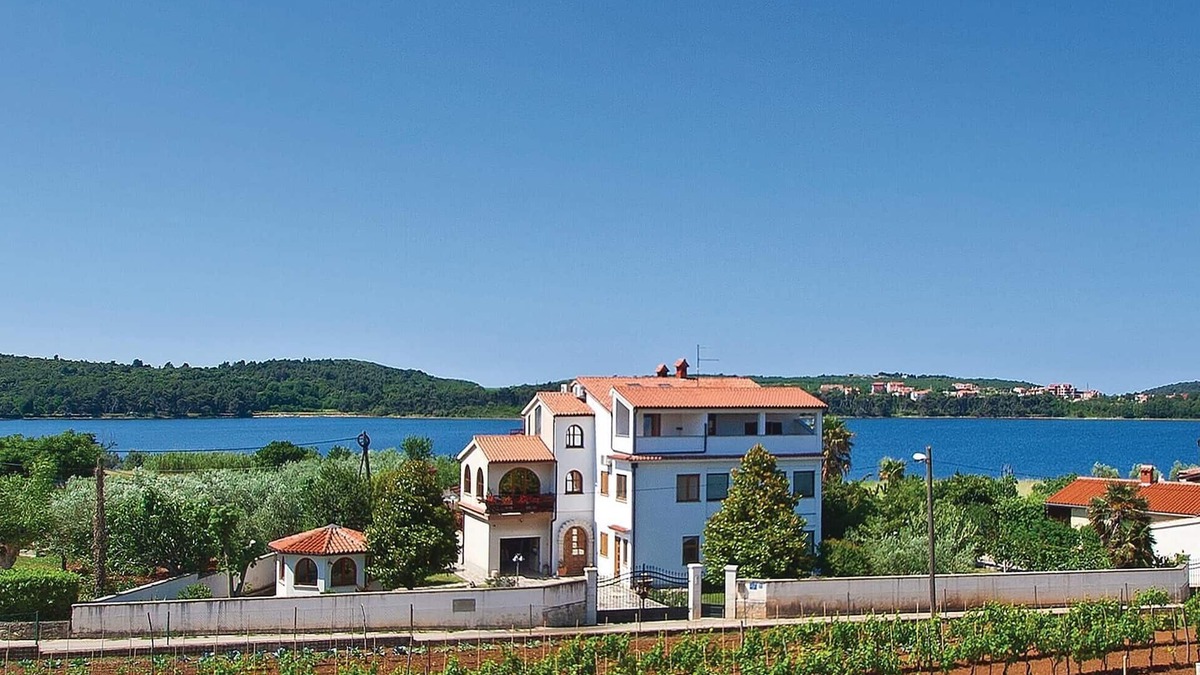 Pomer Apartment | Nice apartment in Pula with WiFi