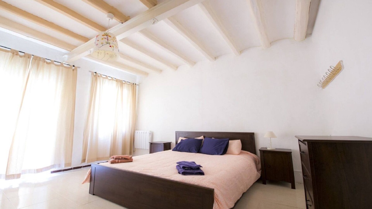 Reus Condo | Nice apartment in the historic and commercial center of Reus.