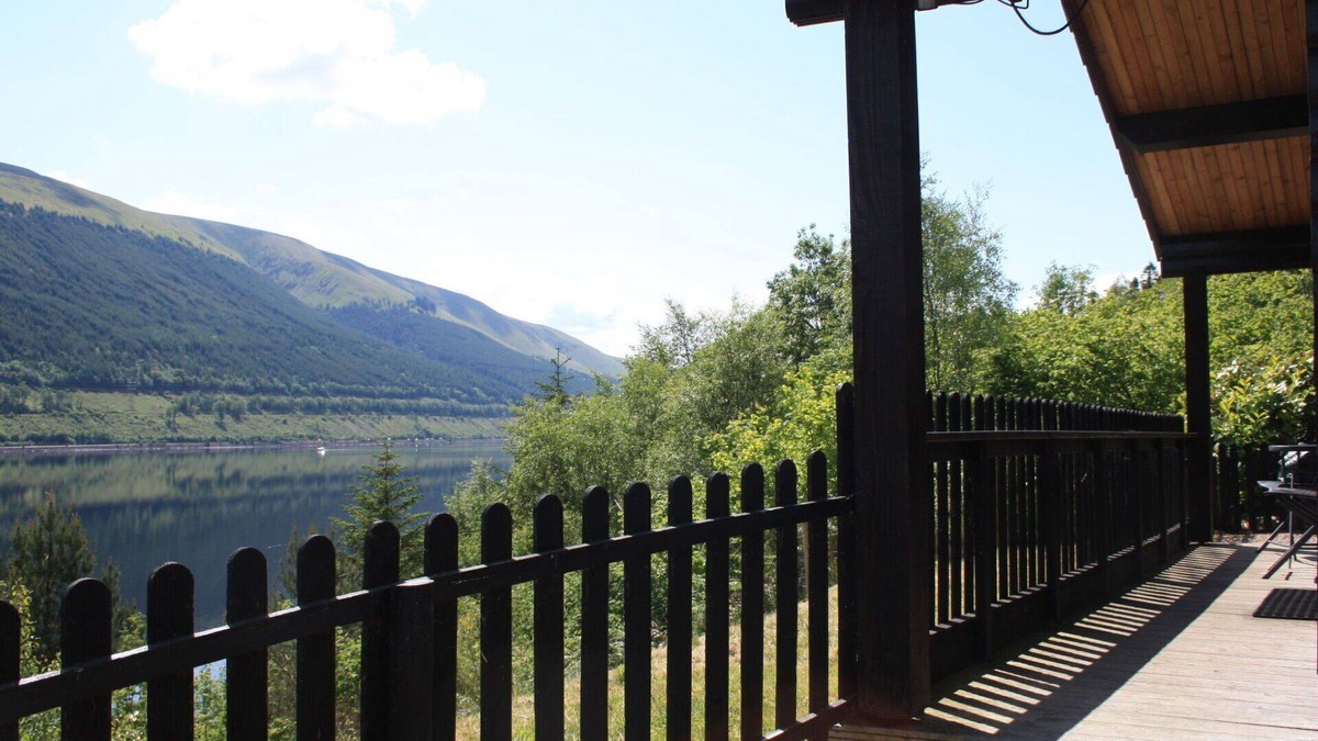South Laggan House | Nice apartment in villa for 4 guests with TV and parking