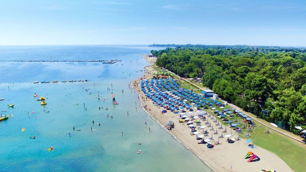 Grado House | Nice apartment in villa for 3 guests with A/C, WIFI, pool, terrace and parking