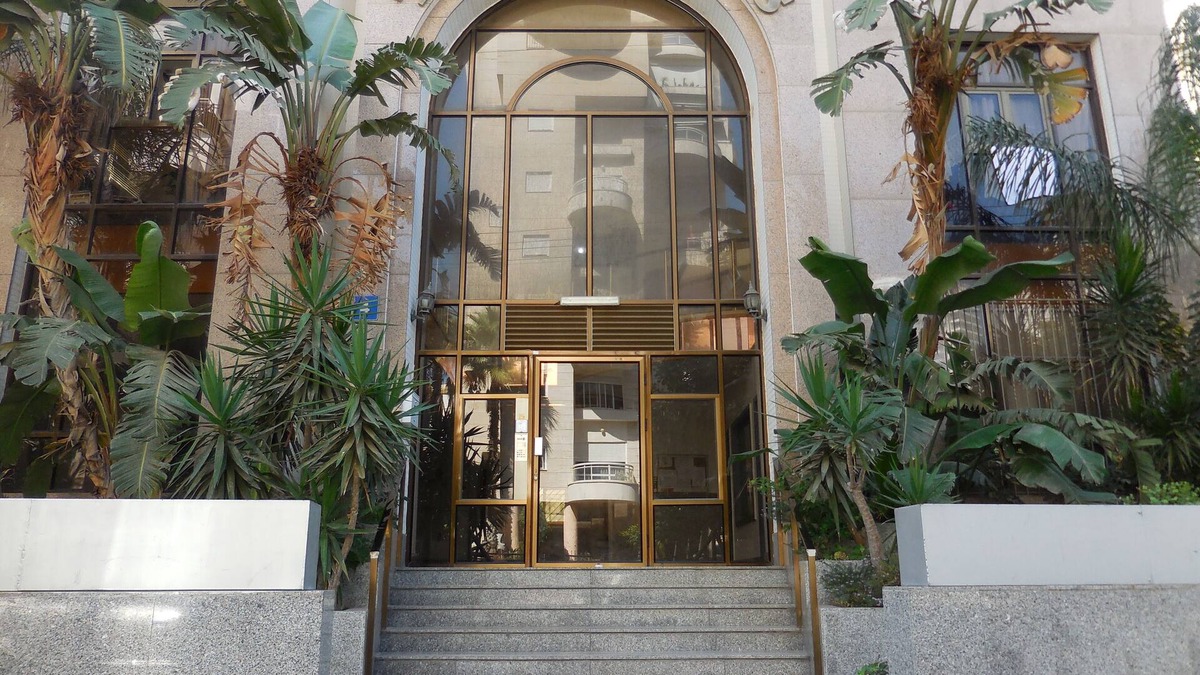 Netanya Apartment | Nice apartment Kikar, center and beach, Residence "Les Arches"