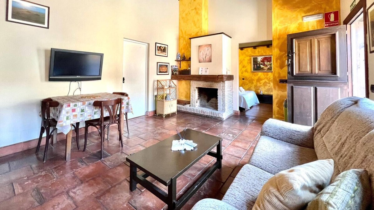 Jomezana De Abajo Apartment | Nice apartment N with FreeWifi,fireplace, terraza