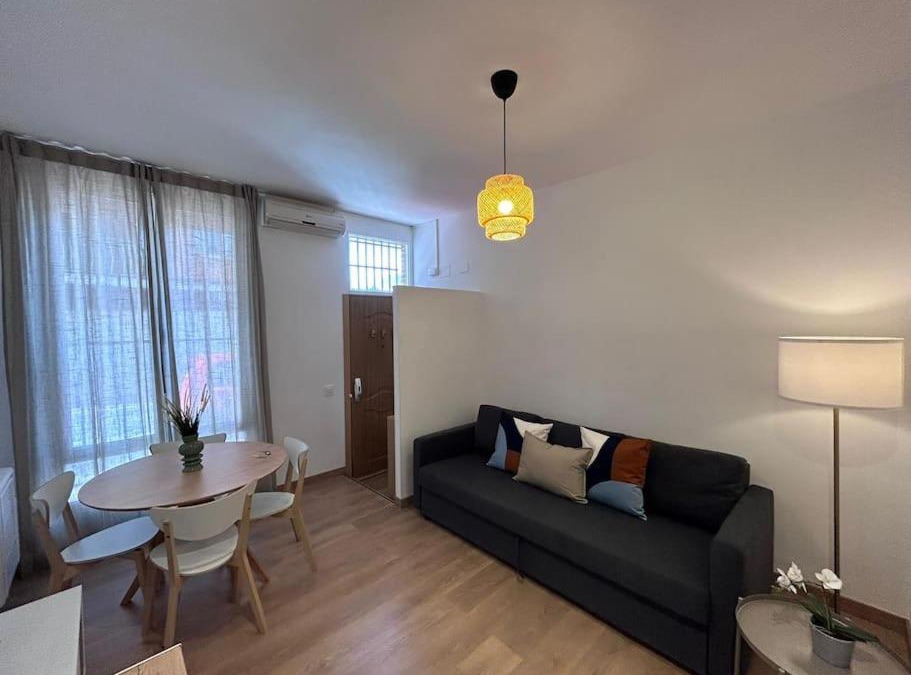 Villa de Vallecas Apartment | Nice apartment on street level in Vallecas. PNu