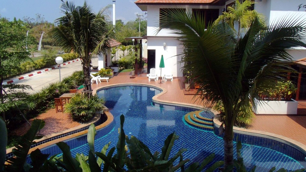 Rayong Apartment | Nice apartment with 2 rooms, clear and well oriented