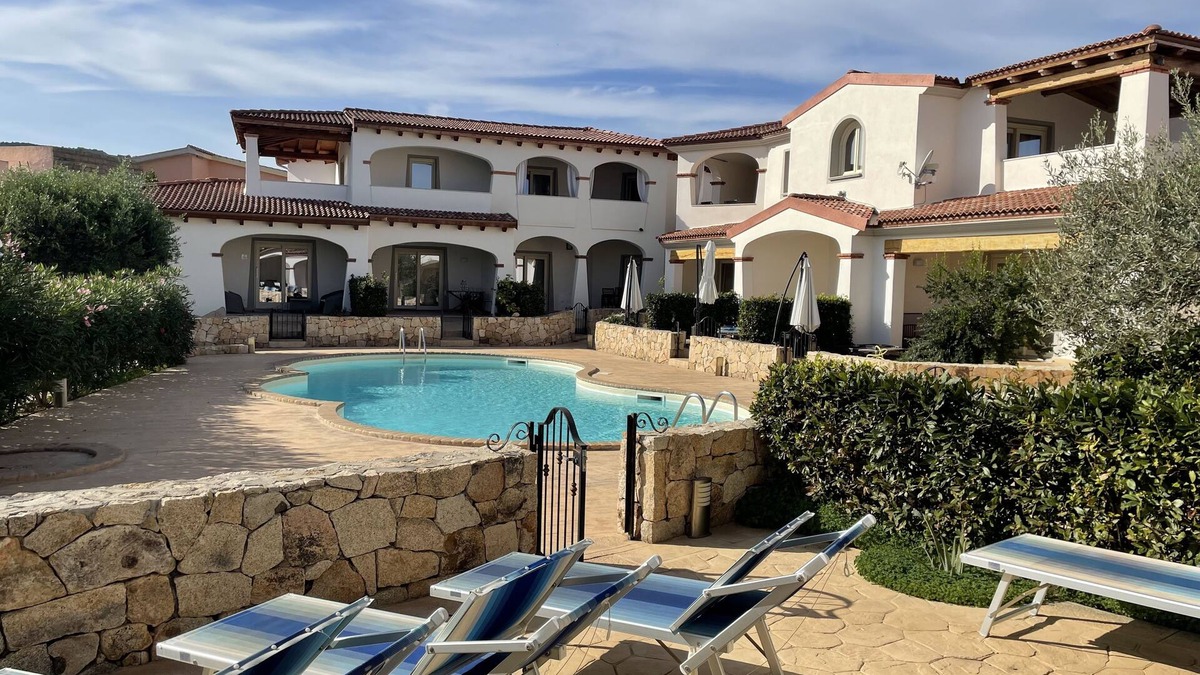 Limpiddu Apartment | Nice apartment with swimming pool and close to the sea, ideal for couples and families