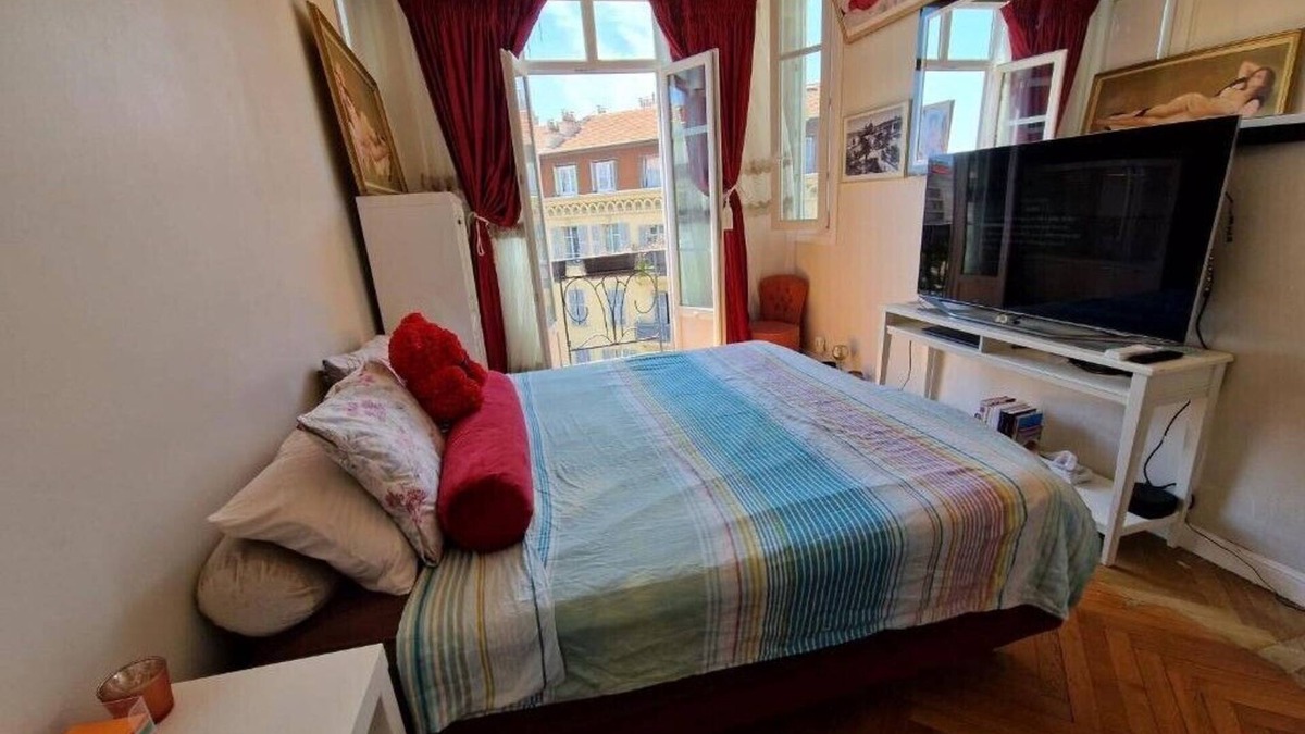 Vernier Apartment | Nice : Beau Trois Pièces Lumineuse Avec vue Dégagée