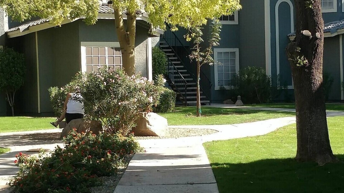 Chandler Condo | Nice, comfortable, quiet, ground floor condo. UNIT #123 on Kyrene Rd.