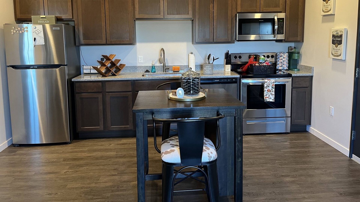 Raymore Apartment | Nice Comfy Luxury Living