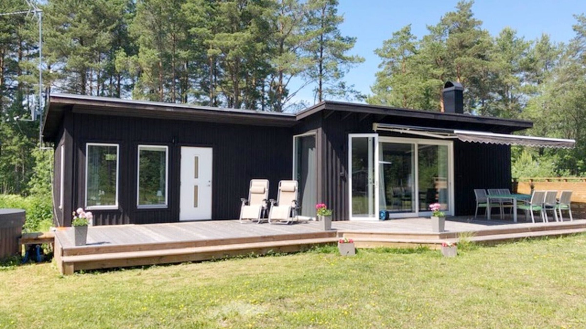 Larbro House | Nice cottage in Lärbro, 150 m from one of Gotland's quietest beaches | SE12051