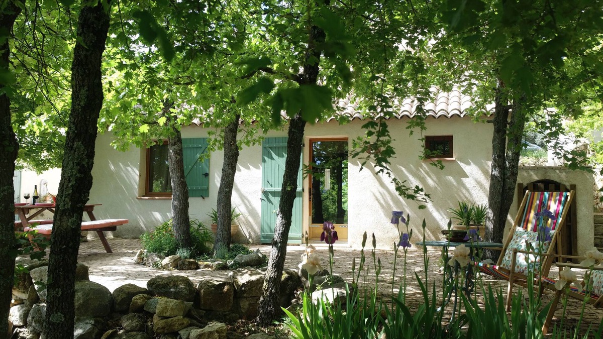 Viens House | Nice cottage in the Luberon Regional Park