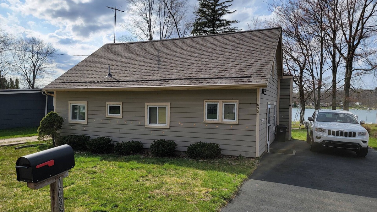Smyrna Cottage | Nice cozy lake house, great yard.nn