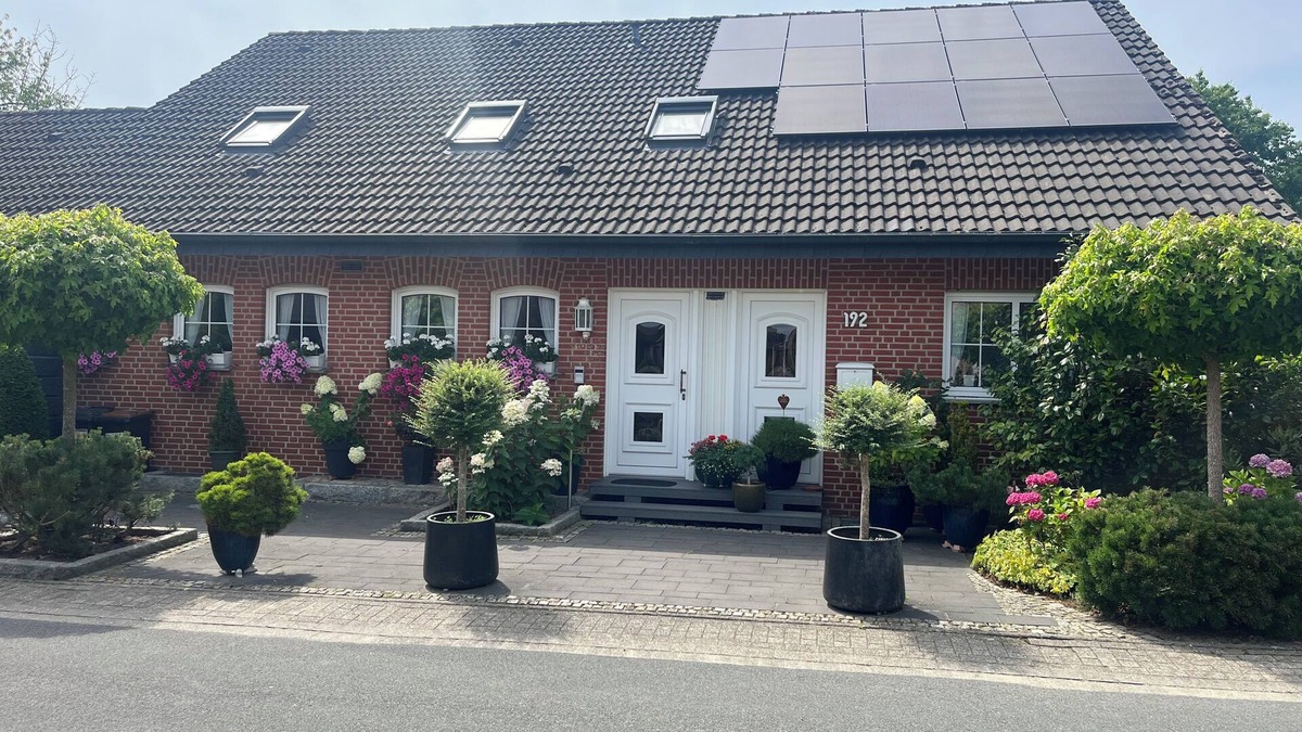 Roxel Condo | Nice, cozy, quiet 2 room apartment in Münster. Lovely decorated