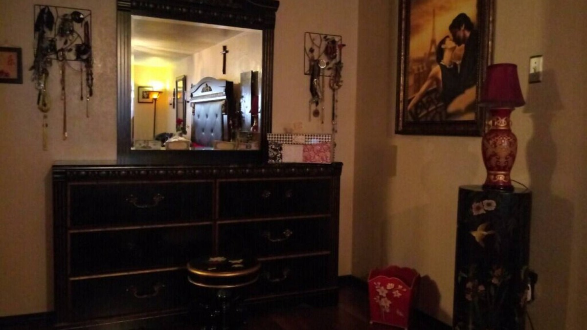 Northeast El Paso House | Nice cozy yet spacious home with very a large rustic feel back-yard.