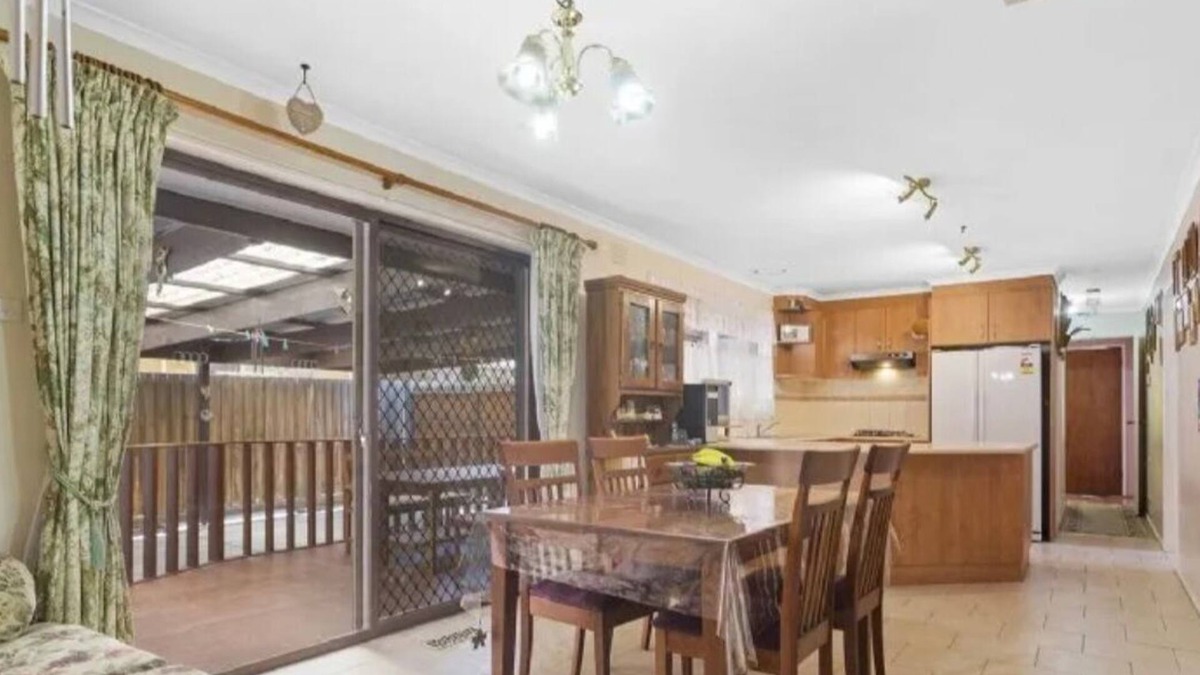Endeavour Hills House | Nice Family home