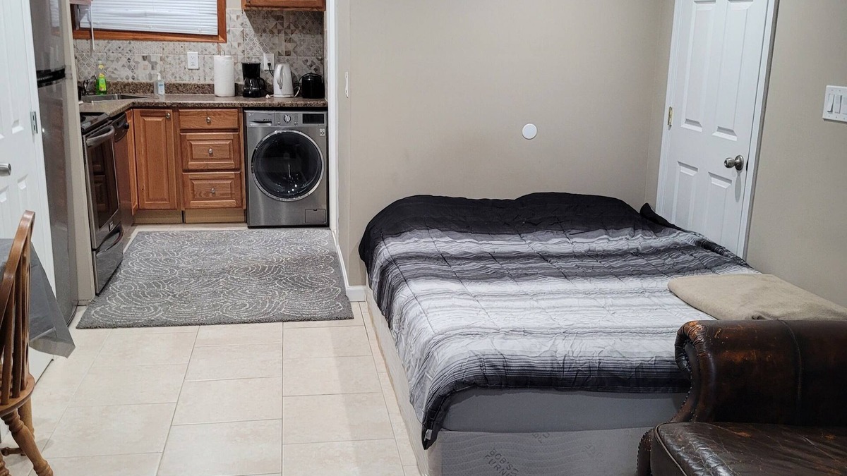 Levittown House | Nice, friendly, quite area,feel like at your home