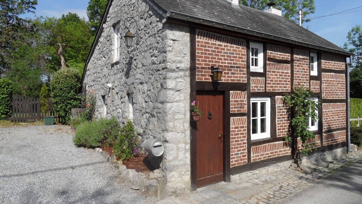 Han-sur-Lesse Cottage | Nice gite with low ceilings in Han-sur-Lesse
