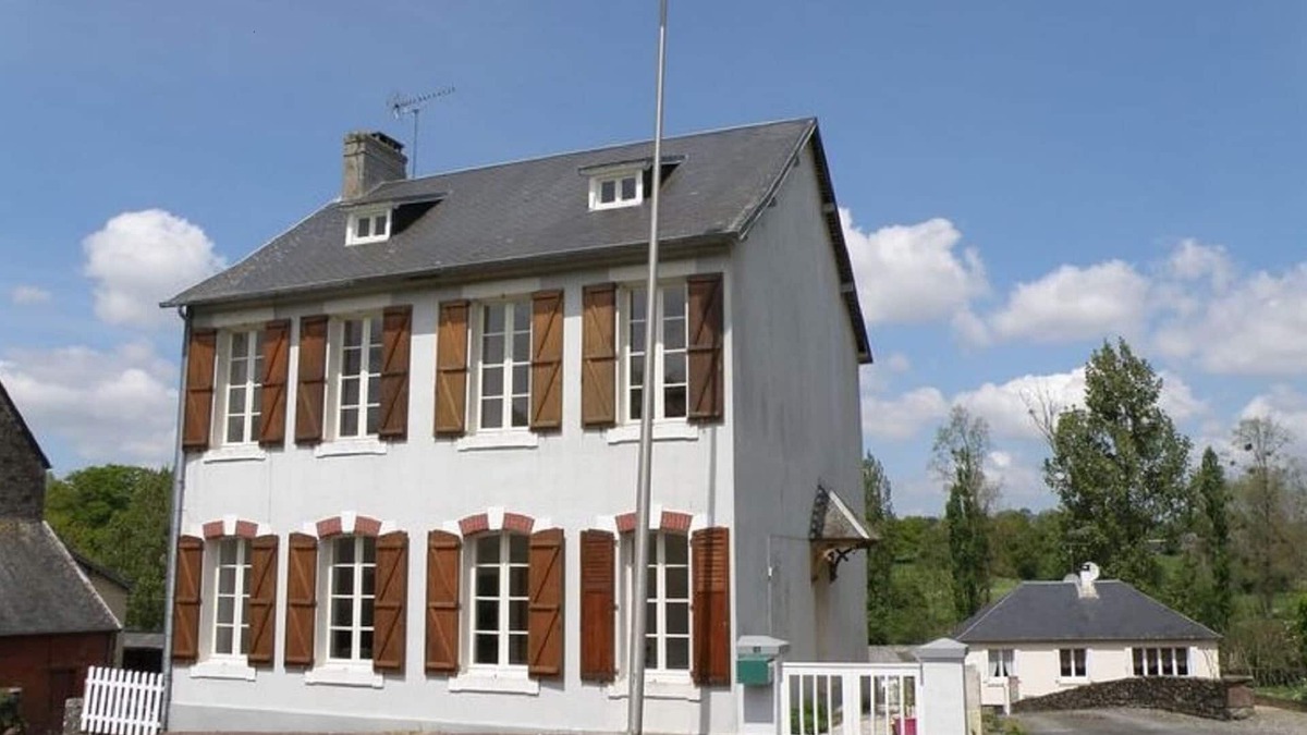 Hambye House | Nice holiday home in Hambye with parking