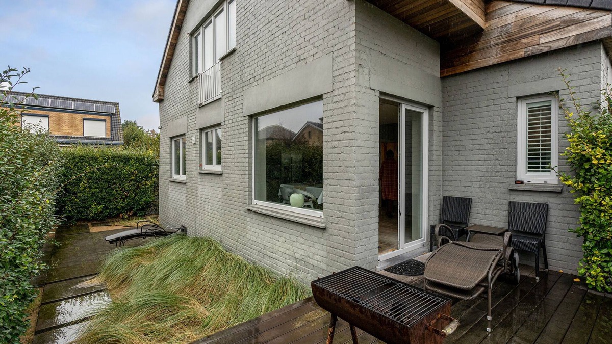 Westende Villa | Nice holiday home in Westende-Bad with sauna and pingpong