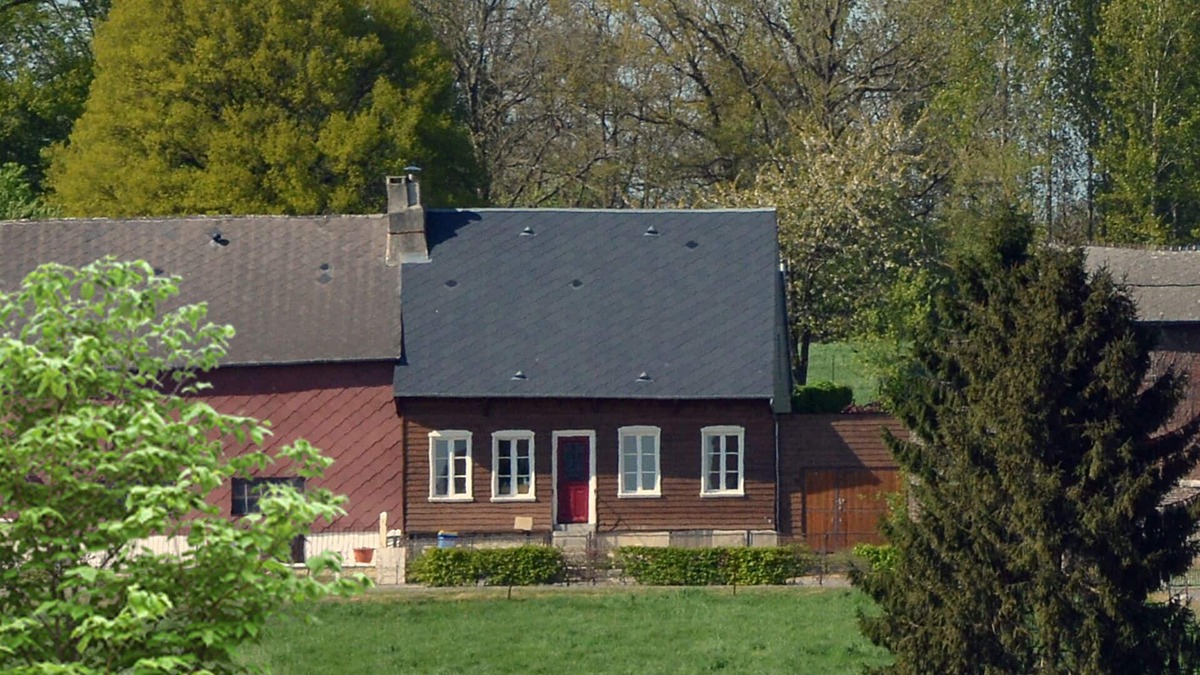 Iviers House | Nice Holiday House with Sauna