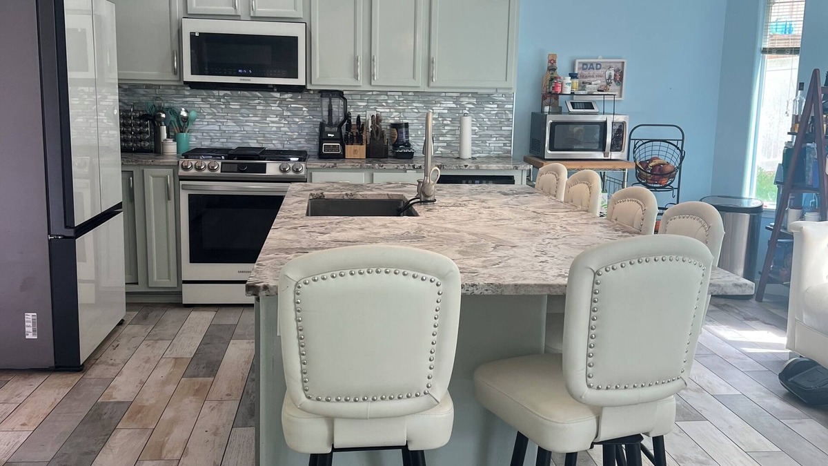 Camano Island House | Nice home close to water with shared beach access.