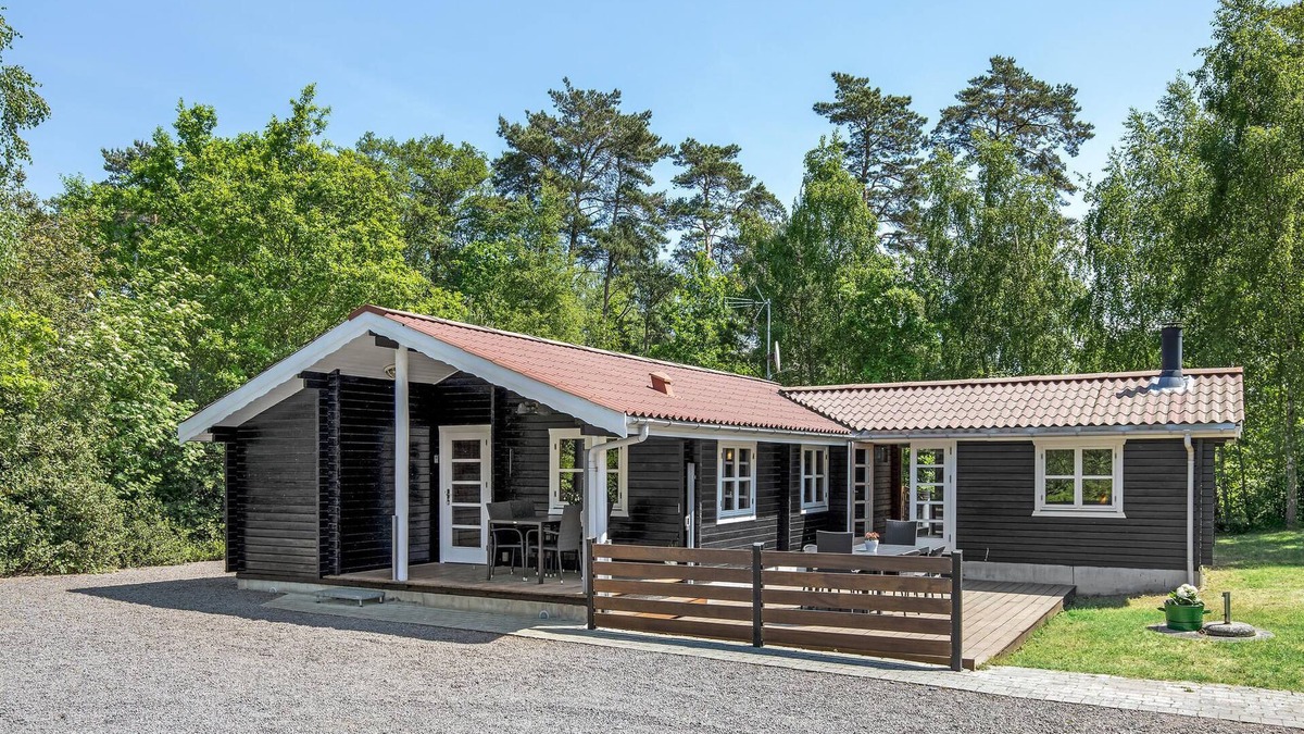 Sømarken House | Nice home in Aakirkeby with sauna