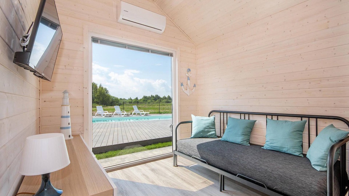 Dabki House | Nice home in Bobolin with WiFi