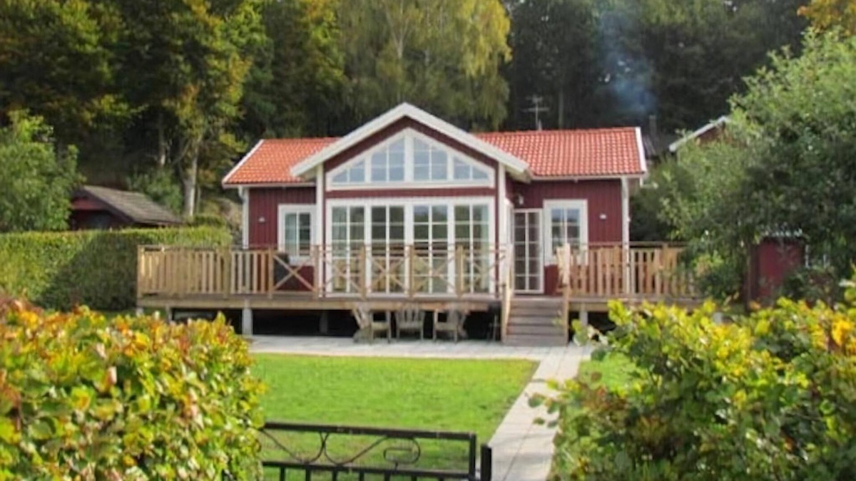 Brakne-Hoby House | Nice home in Bräkne-Hoby with 3 Bedrooms and WiFi
