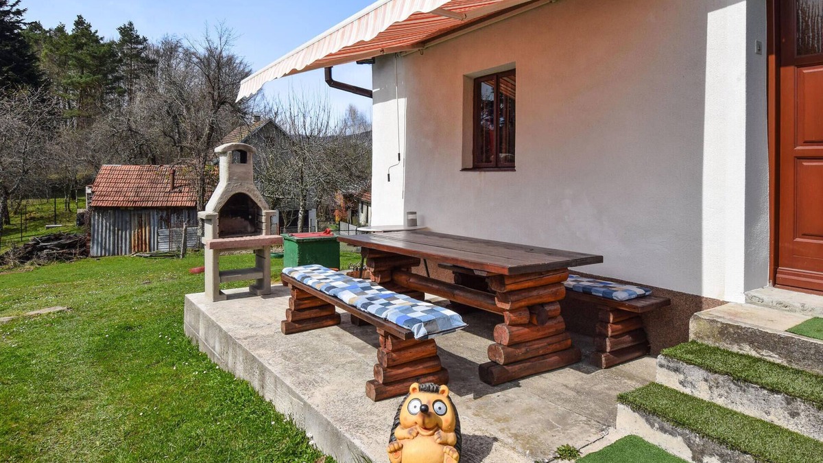 Skrad House | Nice home in Brod na Kupi