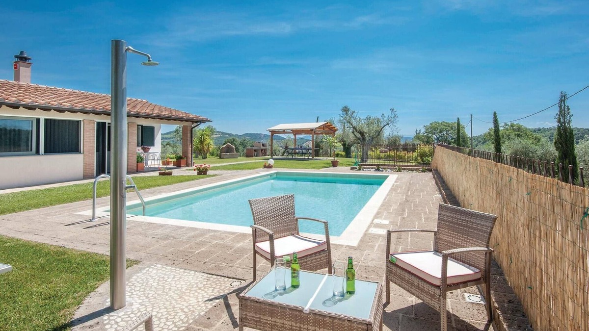 Caldana House | Nice home in Caldana -GR-