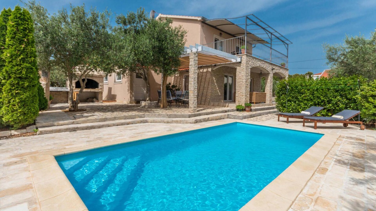 Dobropoljana House | Nice home in Dobropoljana