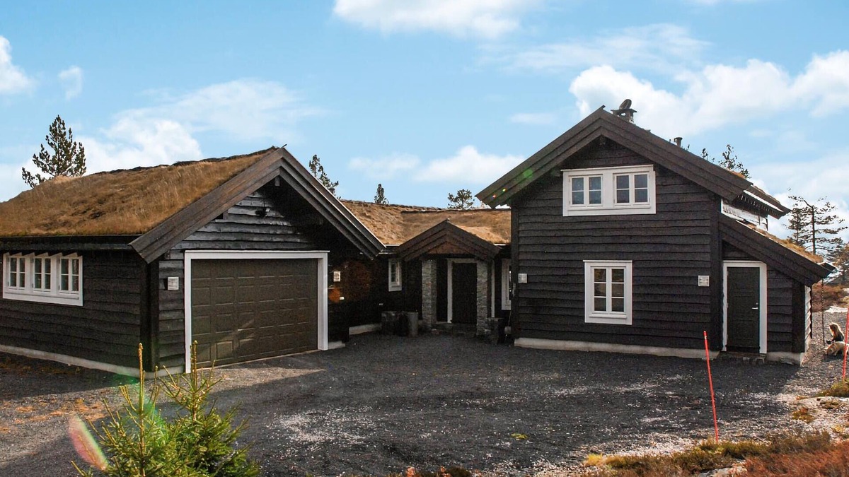 Tørdal House | Nice home in Drangedal with kitchen