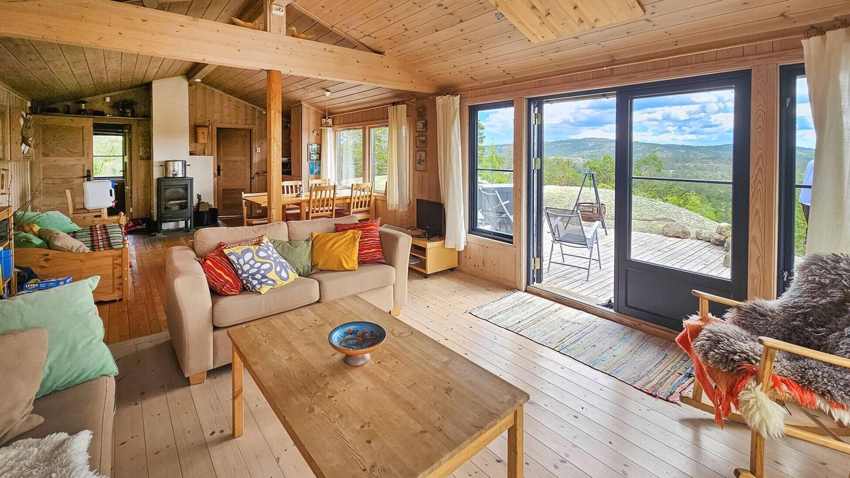Nissedal House | Nice home in Drangedal