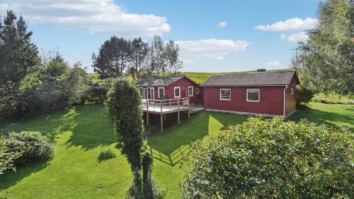 Gilleleje House | Nice home in Dronningmølle with WiFi