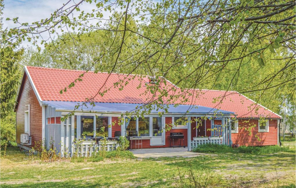 Olsta House | Nice Home In Färentunna