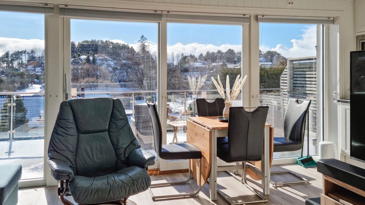 Farsund House | Nice home in Farsund with WiFi